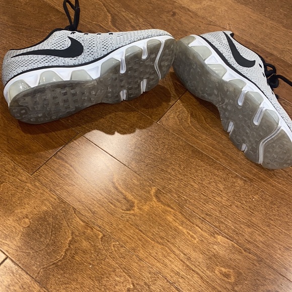 Nike sneakers - Picture 5 of 5